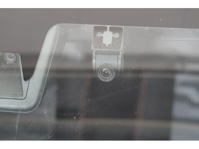 タフト Ｇ　オートミラー　フロントカメラ　衝突回避システム　ドライブレコーダー　車線逸脱防止　ＬＥＤヘッドライト　盗難防止装置　ガラスルーフ　Ｂカメラ　ＥＴＣ　助手席エアバッグ　記録簿　オートライト　スマートキー（36枚目）