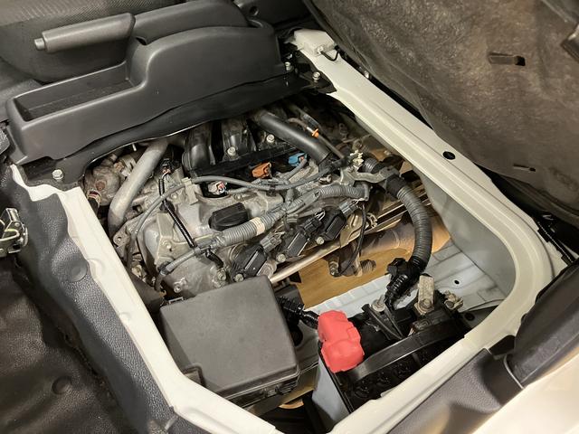 ハイゼットカーゴ ＤＸ　／切替４ＷＤ／ラジオ／オートライト／踏み間違い防止　踏み間違い防止　Ｗエアバック　キーフリーシステム　エコアイドル　車線逸脱警報　切替４ＷＤ　オートハイビーム　両側スライドドア　オートライト　運転席エアバッグ　ＡＢＳ　記録簿　ＶＤＣ（39枚目）