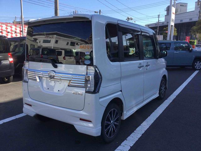 タント カスタムX トップエディションVS SAIII インパネシフト プッシュスタートスイッチ 電子カードキー カーナビ 衝突回避支援ブレーキ 車線逸脱警報装置 両側オートスライドドア オートマチックハイビーム アルミホイール ABS(8枚目)