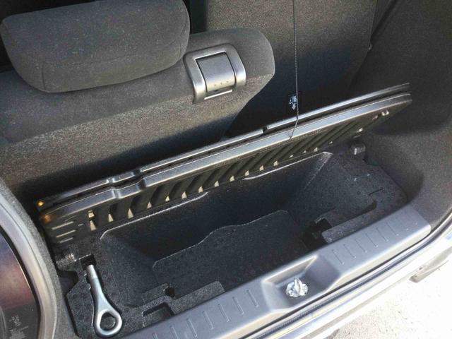 �׎��A���_�[�g���C