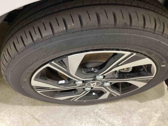 タント カスタムＸ　インパネシフト　プッシュスタートスイッチ　電子カードキー　電動パーキングブレーキ　フォグランプ　両側パワースライドドア　アルミホイール　衝突軽減ブレーキ　車線逸脱防止　ＡＢＳ（21枚目）