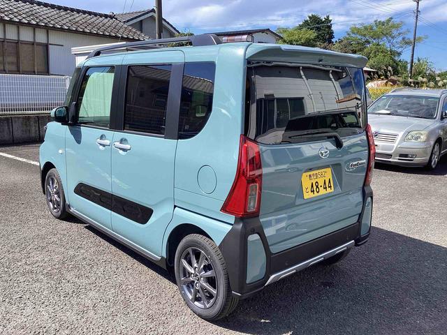 タント ファンクロス インパネシフト ディスプレイオーディオ プッシュスタートスイッチ 電子カードキー 電動パーキングブレーキ 両側オートドア 衝突軽減システム レーンキープアシスト ABS アルミホイール(9枚目)