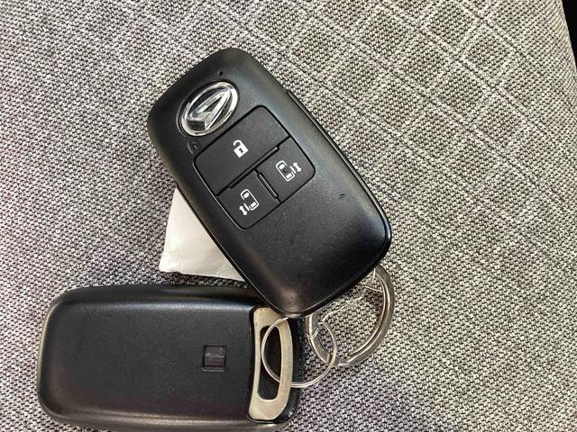 タント X インパネシフト プッシュスタートスイッチ 電子カードキー カーナビ ブレーキサポート 車線逸脱警報 オートハイビーム エアバッグ ABS 両側パワースライドドア(23枚目)