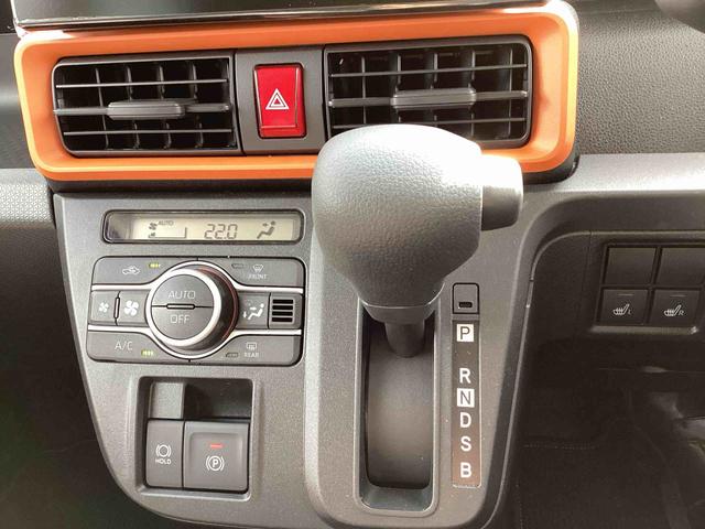 タント ファンクロス　インパネシフト　プッシュスタートスイッチ　電子カードキー　電動パーキングブレーキ　両側オートドア　衝突軽減システム　レーンキープアシスト　ＡＢＳ（11枚目）