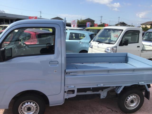スタンダードSAIIIt 4WD 5速マニュアル車(5枚目)