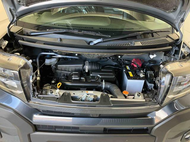 ���В��ÎԂ́A���S���S�ɂ���蒸�����߂ɁA�O�ꂵ�������_�������{���Ă���܂��B