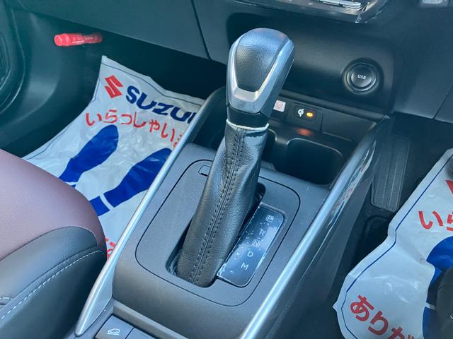 フロンクス １型　★４ＷＤ　純正ナビ　全方位カメラ★　４ＷＤ　純正ナビ　全方位カメラ　オートライト　プッシュスタート　シートヒーター　オートエアコン　衝突被害軽減システム　アイドリングストップ　衝突安全ボディ　盗難防止システム　横滑り防止機能（29枚目）