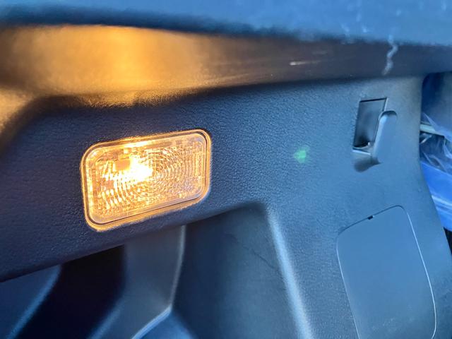 フロンクス １型　★４ＷＤ　純正ナビ　全方位カメラ★　４ＷＤ　純正ナビ　全方位カメラ　オートライト　プッシュスタート　シートヒーター　オートエアコン　衝突被害軽減システム　アイドリングストップ　衝突安全ボディ　盗難防止システム　横滑り防止機能（52枚目）