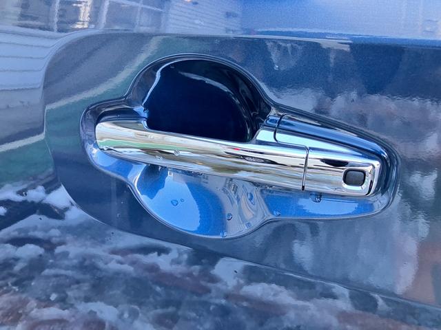 ワゴンＲスマイル ＨＹＢＲＩＤ　Ｘ　３型　★４ＷＤ　純正ナビ　全方位カメラ★　４ＷＤ　純正ナビ　全方位カメラ　スライドドア　オートライト　プッシュスタート　シートヒーター　オートエアコン　衝突被害軽減システム　アイドリングストップ　衝突安全ボディ　盗難防止システム（16枚目）