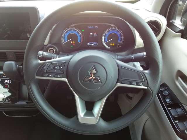 eKワゴン G スマートキー・シートヒーター 衝突軽減ブレーキ 前席シートヒーター クリアランスソナー スマートキー アイドリングストップ ベンチシート バックカメラ オートエアコン 盗難警報装置 パワーステアリング(10枚目)