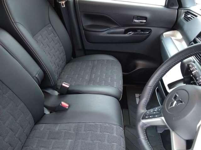 デリカミニ Ｔ　プレミアム　リミテッドエディション　カスタム仕様　（4枚目）