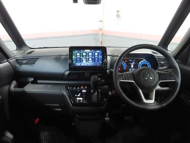 �V�t�g���o�[���_�b�V���p�l���Z���^�[�ɑ����B�^�]�ȁA����Ȃ̑�����������I