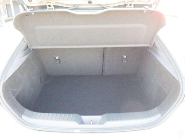 MAZDA3ファストバック 1.8 XD ツーリング ディーゼルターボ 旧試乗車 衝突被害軽減ブレーキ(6枚目)