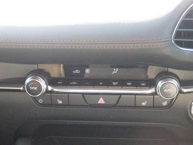 MAZDA3ファストバック 1.8 XD ツーリング ディーゼルターボ 旧試乗車 衝突被害軽減ブレーキ(12枚目)