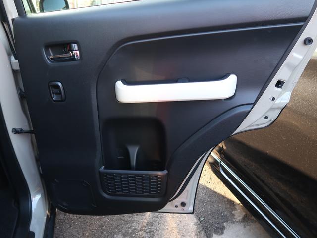 クロスビー HYBRID MZ MN71S ナビ 全方位カメラ 4WD車 バックカメラ ドライブレコーダー オートライト Bluetooth 純正ナビ プッシュスタート シートヒーター オートエアコン スズキセーフティーサポート ETC アイドリングストップ 横滑り防止機能(42枚目)