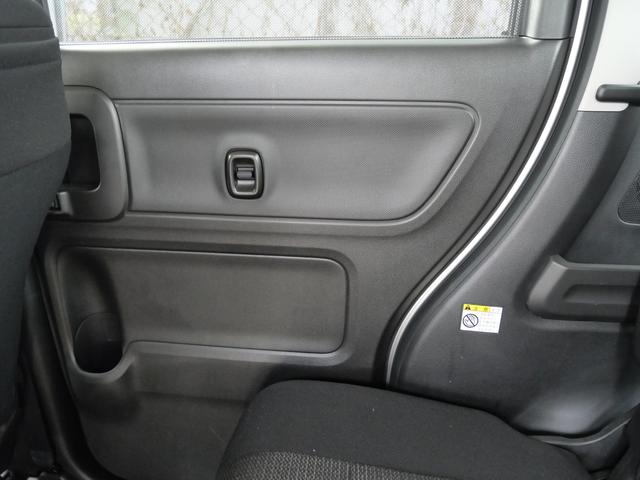 スペーシアカスタム カスタム HYBRID GS セーフティサポート 元試乗車 スズキセーフティーサポート スライドドア プッシュスタート シートヒーター オートエアコン 禁煙車 衝突被害軽減システム アイドリングストップ 横滑り防止機能 衝突安全ボディ 盗難防止システム(36枚目)