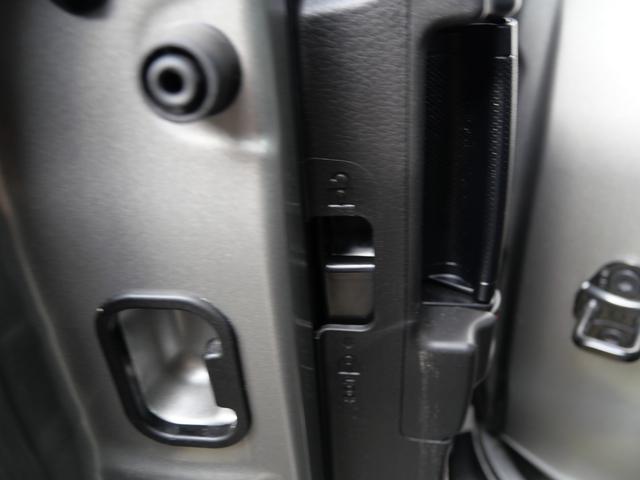 スペーシアカスタム カスタム HYBRID GS セーフティサポート 元試乗車 スズキセーフティーサポート スライドドア プッシュスタート シートヒーター オートエアコン 禁煙車 衝突被害軽減システム アイドリングストップ 横滑り防止機能 衝突安全ボディ 盗難防止システム(37枚目)