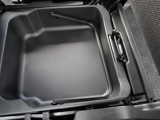 スペーシアカスタム カスタム HYBRID XSターボ 純正ナビ 全方位カメラ スズキセーフティーサポート バックカメラ Bluetooth スライドドア 禁煙車 純正ナビ プッシュスタート シートヒーター オートエアコン 衝突安全ボディ アイドリングストップ 横滑り防止機能(36枚目)