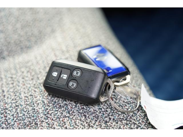 スペーシア HYBRID X 純正9インチナビ 全方位カメラ オットマン スズキセーフティーサポート 純正ナビ Bluetooth バックカメラ オートライト スライドドア 禁煙車 プッシュスタート シートヒーター オートエアコン 衝突被害軽減システム 横滑り防止機能(13枚目)