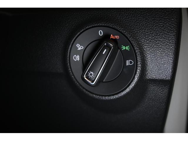 Ｔ－ロック ＴＳＩ　スタイル　フォルクスワーゲン認定中古車保証　純正ナビゲーション　ブラインドスポットモニター　バックカメラ　ＬＥＤヘッドライト　ＥＴＣ２．０（24枚目）