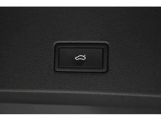 Ｔ－ロック ＴＳＩ　スタイル　フォルクスワーゲン認定中古車保証　純正ナビゲーション　ブラインドスポットモニター　バックカメラ　ＬＥＤヘッドライト　ＥＴＣ２．０（25枚目）