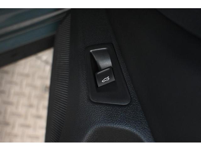 T-ロック TDI ブラックスタイル フォルクスワーゲン認定中古車保証 純正ナビゲーション ブラインドスポットモニター バックカメラ LEDヘッドライト ETC2.0(27枚目)