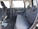 【後部座席】ドアの開閉角度も大きく乗り降りが楽にできて、リアシートも広く乗れます。足元も広いです。