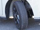 【タイヤ溝有り】タイヤの溝はしっかりと残ってますのでご安心ください。状態も良好です。ノーマルタイヤ、スタッドレスタイヤも取り扱っております。皆様のご来店お待ちしております。