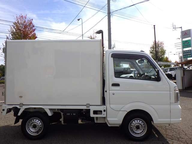 キャリイトラック 低温冷凍車 1WAY ★庫内設定温度範囲+20℃〜-20℃★バックカメラ★ETC2.0車載器★2DINナビ装着用庫内温度調整スイッチ取付キット★木製スノコ★キーレスエントリー★AUTOライト★(6枚目)