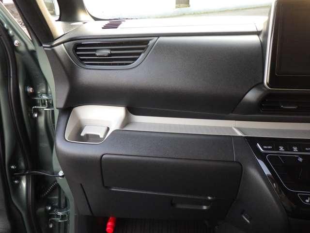 デリカミニ G プレミアム 元試乗車/純正9インチナビ&全方位カメラ(17枚目)