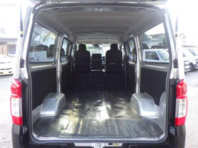 キャラバン ロングDX ★3人乗り★最大積載量1,250kg★2.4Lディーゼルターボ★純正メモリーナビ★バックカメラ★ETC車載器★衝突被害軽減ブレーキ★障害物センサー★車線逸脱警報★(20枚目)