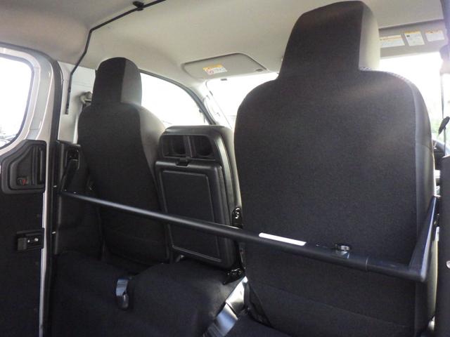 キャラバン ロングDX ★3人乗り★最大積載量1,250kg★2.4Lディーゼルターボ★純正メモリーナビ★バックカメラ★ETC車載器★衝突被害軽減ブレーキ★障害物センサー★車線逸脱警報★(36枚目)