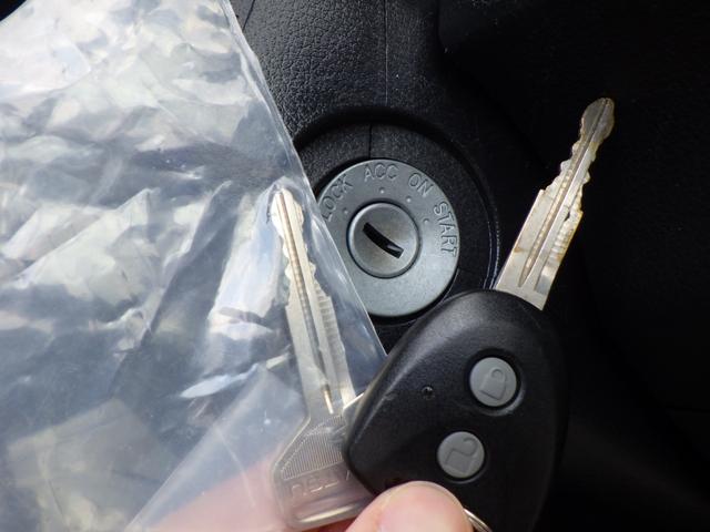 ハイゼットトラック 多目的ダンプ　★４速ＡＴ★パートタイム４ＷＤ★多目的電動ダンプ★キーレスエントリー★運転席Ｐ／Ｗ★タイヤ４本＋スペアタイヤ新品へ交換済み★走行距離３５０００ｋｍ★（64枚目）