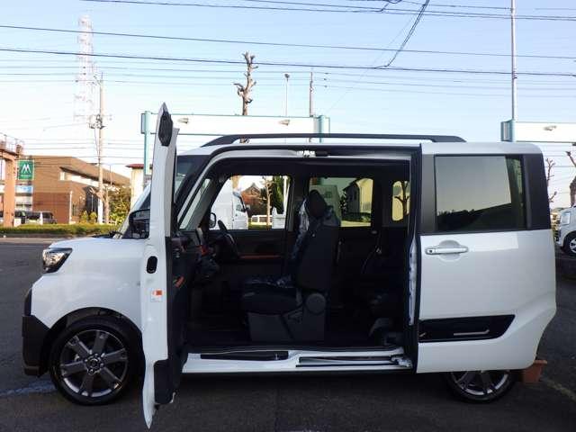 タント ファンクロスターボ　届出済未使用車／純正９インチＤオーディオ（7枚目）