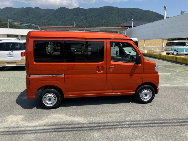 ハイゼットカーゴ デラックス 4WD CVT AM/FMラジオデッキ スマートアシスト・コーナーセンサー・3モード電子制御4WD(CVT車)・荷室長1,915mm・荷室幅1,410mm・荷室高1,250mm・ハロゲンヘッドランプ・マニュアルエアコン(18枚目)