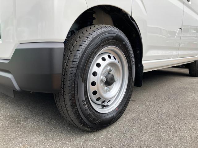 ハイゼットカーゴ デラックス　４ＷＤ　ＣＶＴ　ドライブレコーダー　スマートアシスト・コーナーセンサー・３モード電子制御４ＷＤ（ＣＶＴ車）・荷室長１，９１５ｍｍ・荷室幅１，４１０ｍｍ・荷室高１，２５０ｍｍ・ハロゲンヘッドランプ・マニュアルエアコン（23枚目）
