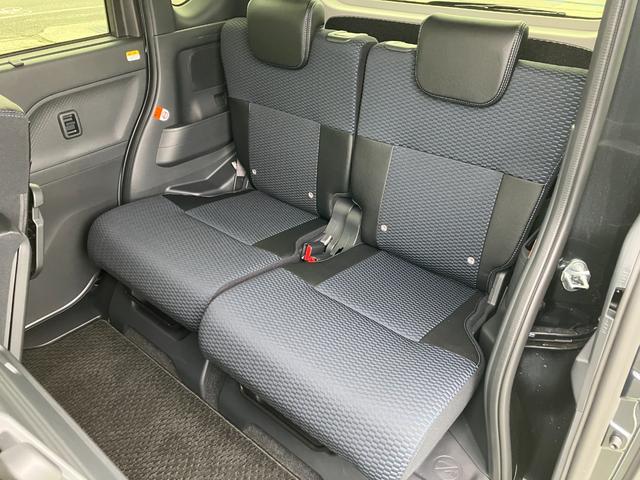 タント カスタムＲＳ　１０インチナビ　パノラマモニター　スマートアシスト・ＬＥＤヘッドライト・１５インチアルミホイール・両側パワースライドドア・ＵＳＢソケット・運転席助手席シートヒーター・レザー調Ｘフルファブリックシート・本革巻ステアリングホイール（14枚目）