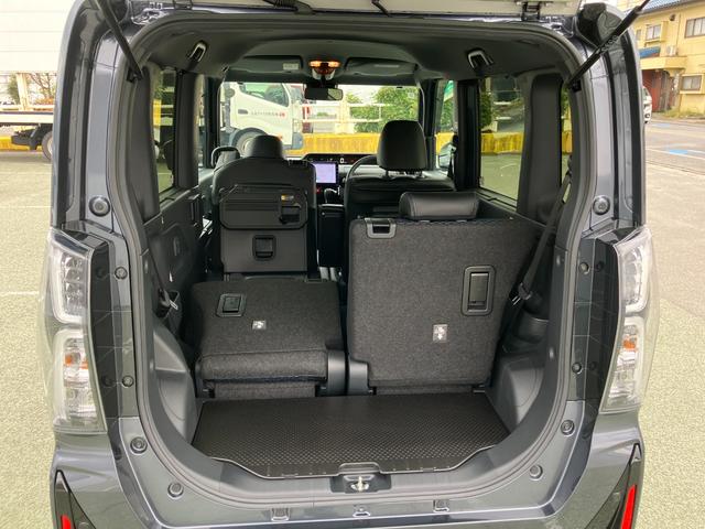 タント カスタムＲＳ　１０インチナビ　パノラマモニター　スマートアシスト・ＬＥＤヘッドライト・１５インチアルミホイール・両側パワースライドドア・ＵＳＢソケット・運転席助手席シートヒーター・レザー調Ｘフルファブリックシート・本革巻ステアリングホイール（16枚目）