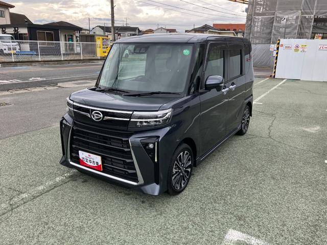 タント カスタムＲＳ　１０インチナビ　パノラマモニター　スマートアシスト・ＬＥＤヘッドライト・１５インチアルミホイール・両側パワースライドドア・ＵＳＢソケット・運転席助手席シートヒーター・レザー調Ｘフルファブリックシート・本革巻ステアリングホイール（19枚目）