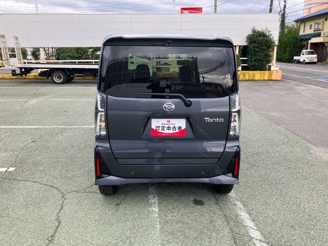 タント カスタムＲＳ　１０インチナビ　パノラマモニター　スマートアシスト・ＬＥＤヘッドライト・１５インチアルミホイール・両側パワースライドドア・ＵＳＢソケット・運転席助手席シートヒーター・レザー調Ｘフルファブリックシート・本革巻ステアリングホイール（24枚目）