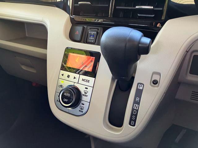 ムーヴ ＸリミテッドＩＩ　ＳＡＩＩＩ　純正ナビゲーション　Ｂモニター　スマートアシスト・１４インチアルミ・プッシュエンジンスタート・オートエアコン・電動格納ミラー・スーパーＵＶ＆ＩＲカットガラス（フロントドア）・運転席シートヒーター（10枚目）