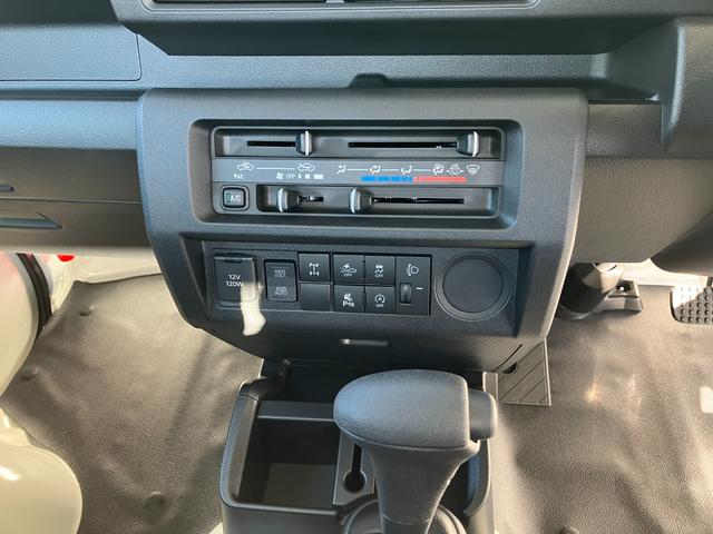 ハイゼットトラック スタンダード 農用スペシャル AM/FMラジオデッキ 整備記録簿 PS ワンオーナー エアコン付 運転席エアバック ABS 切替式4WD(8枚目)