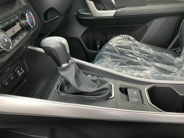 ロッキー プレミアムG HEV 純正ナビゲーション ドラレコ スマートアシスト・コーナーセンサー・ハイブリッド専用17インチアルミ・LEDヘッドランプ・(自動消灯システム)・シーケンシャルターンランプ・オートエアコン・運転席助手席シートヒーター(10枚目)