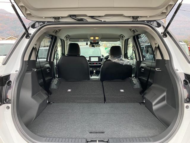 ロッキー プレミアムG HEV 純正ナビゲーション ドラレコ スマートアシスト・コーナーセンサー・ハイブリッド専用17インチアルミ・LEDヘッドランプ・(自動消灯システム)・シーケンシャルターンランプ・オートエアコン・運転席助手席シートヒーター(17枚目)