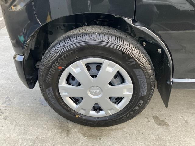 ハイゼットカーゴ クルーズターボ 4WD CVT 純正ナビ バックモニター スマートアシスト・コーナーセンサー・3モード電子制御4WD(CVT車)・直列3気筒インタークーラーターボ・ハロゲンヘッドランプ・マニュアルエアコン・電動格納ミラー(24枚目)