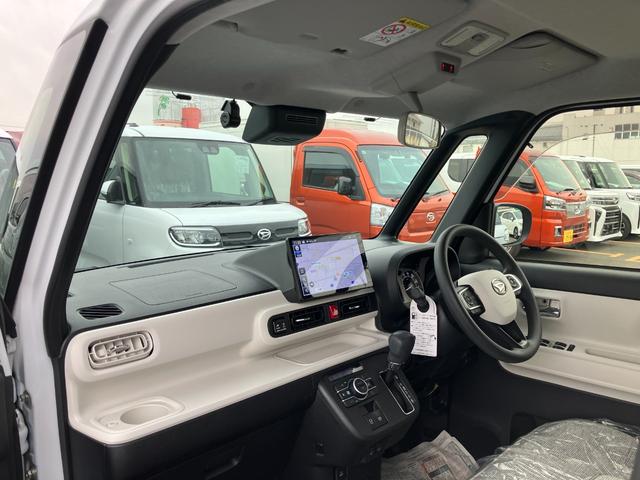 ムーヴキャンバス ストライプスＧターボ　４ＷＤ　１０インチナビ　１オーナー　４ＷＤ　スマートキー　エアバッグ　ターボ　ＡＢＳ　キーフリー　プッシュ式エンジンスタートボタン　両電動スライドドア　オートエアコン（6枚目）