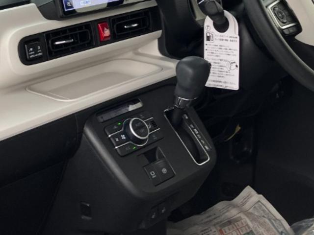 ムーヴキャンバス ストライプスＧターボ　４ＷＤ　１０インチナビ　１オーナー　４ＷＤ　スマートキー　エアバッグ　ターボ　ＡＢＳ　キーフリー　プッシュ式エンジンスタートボタン　両電動スライドドア　オートエアコン（10枚目）