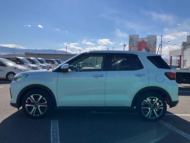 ロッキー プレミアム　９インチナビ　ドライブレコーダー　スマートアシスト・１７インチアルミ・ＬＥＤヘッドランプ・ＬＥＤフォグ・シーケンシャルターンランプ・プッシュエンジンスタート・オートエアコン・ＬＥＤフットランプ・ＵＳＢソケット（21枚目）