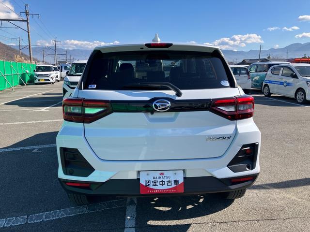 ロッキー プレミアム　９インチナビ　ドライブレコーダー　スマートアシスト・１７インチアルミ・ＬＥＤヘッドランプ・ＬＥＤフォグ・シーケンシャルターンランプ・プッシュエンジンスタート・オートエアコン・ＬＥＤフットランプ・ＵＳＢソケット（24枚目）