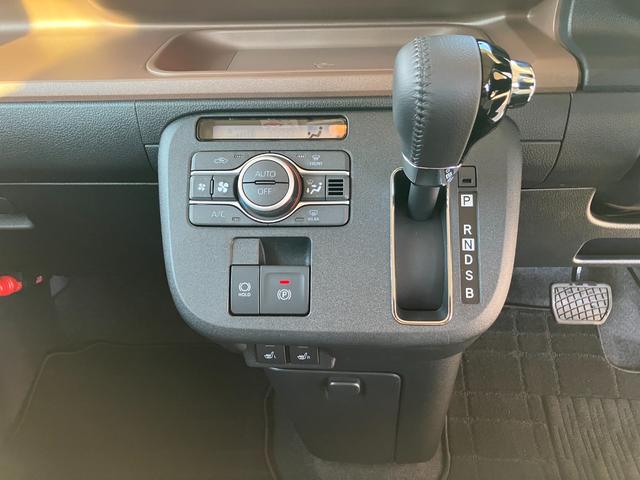 ムーヴキャンバス セオリーＧターボ　４ＷＤ　ディスプレイオーディオ　Ｐモニター　キーレス　スマートキー　４ＷＤ　エアバッグ　ＡＢＳ　ターボ車　両電動スライドドア　オートエアコン　パワーウィンドウ（10枚目）